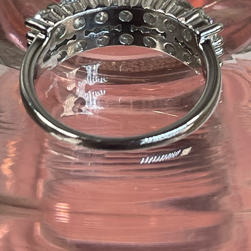 Clearance‼️1.4ct Moissanite  Ring! Moissanite 14k white Gold/silver - Picture 10 of 16